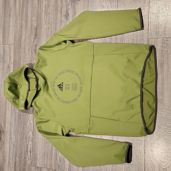 adidas Other - EUC Adidas Climawarm Men's sz M Sweatshirt w/hoodie 2 front pockets